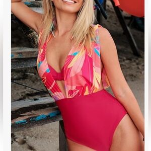 Cupshe Red and Pink Floral Swimsuit